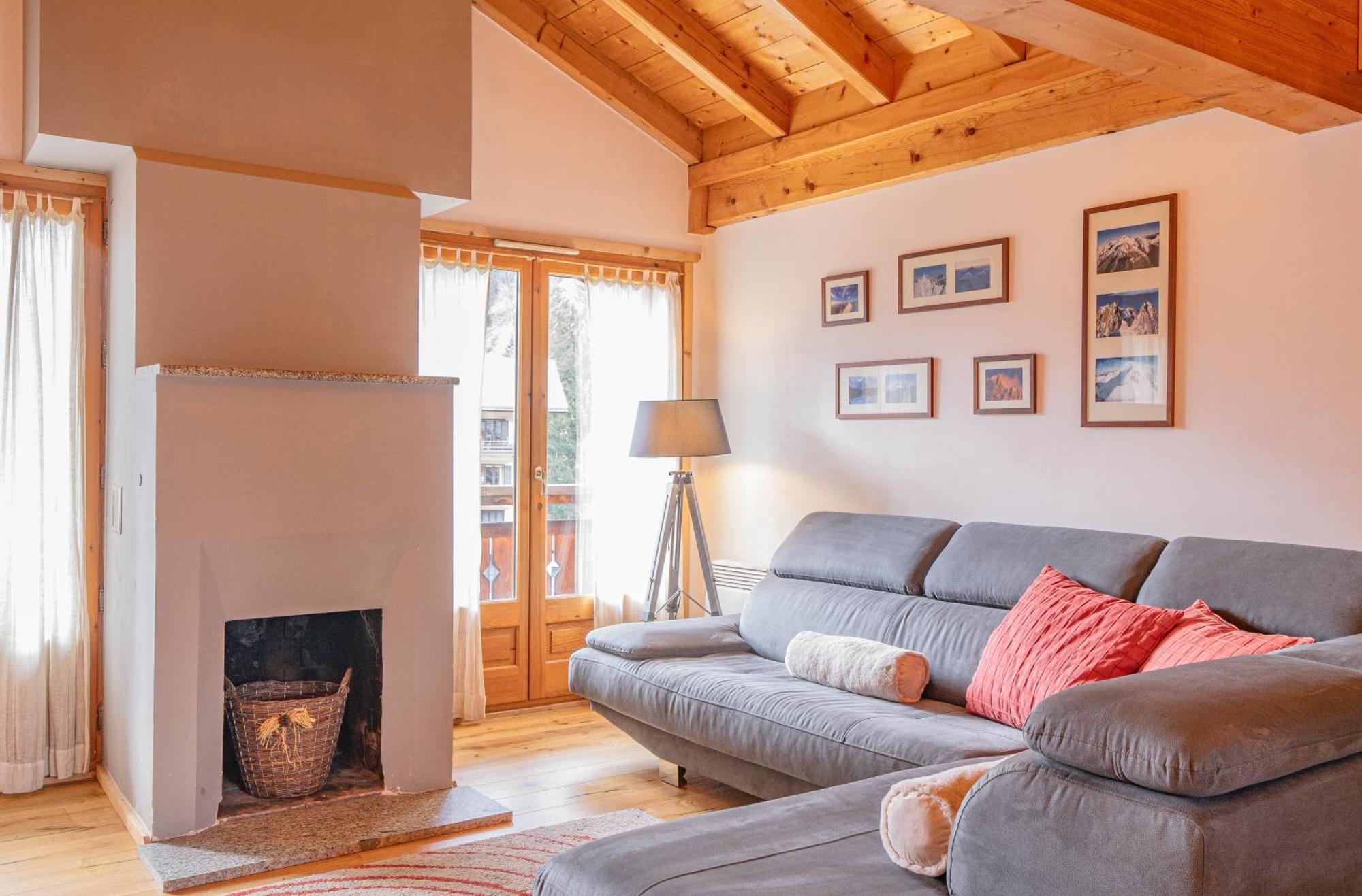 Apartment Capucin - A 3 Bedroom Chamonix Mountain Loft Εξωτερικό φωτογραφία