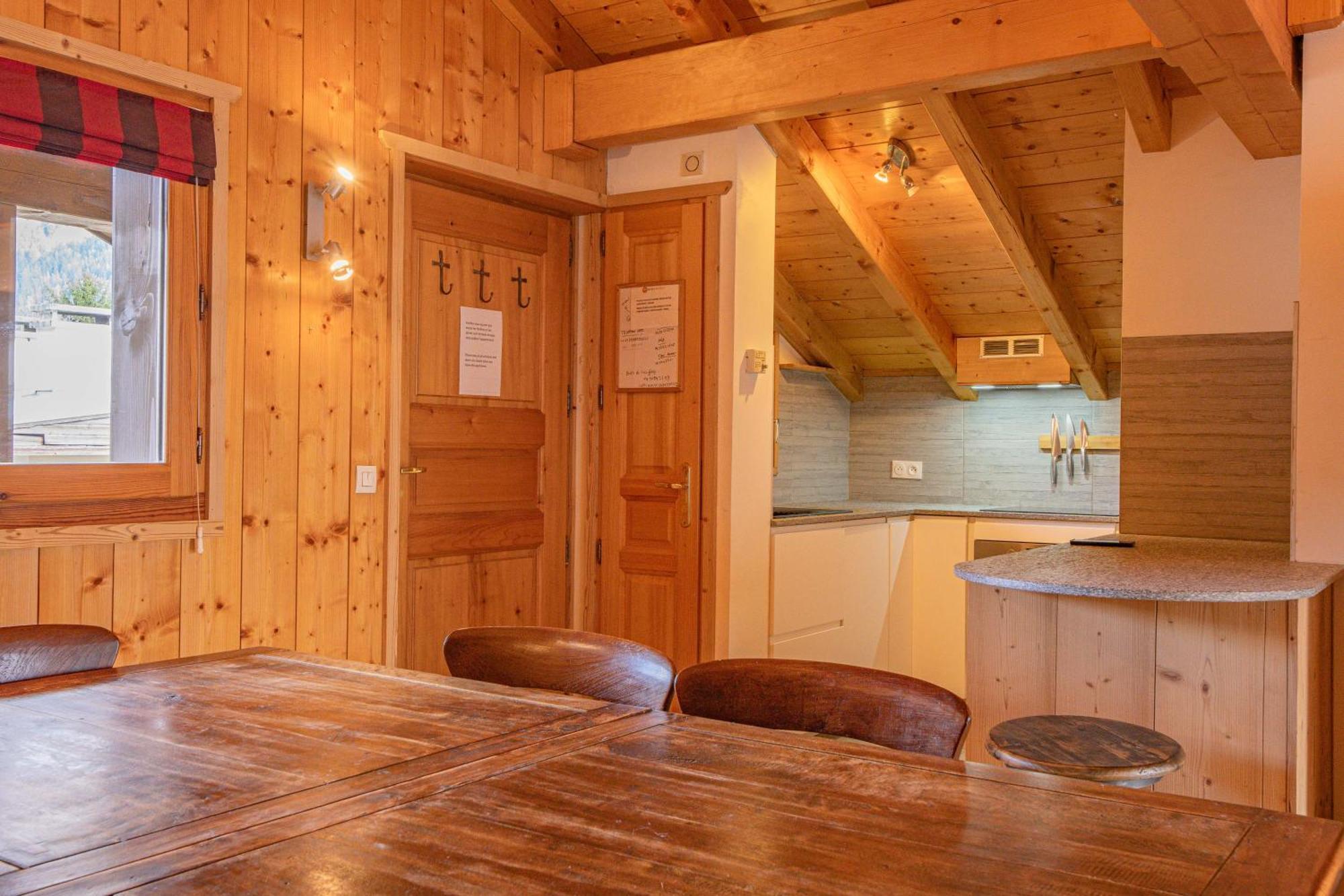 Apartment Capucin - A 3 Bedroom Chamonix Mountain Loft Εξωτερικό φωτογραφία