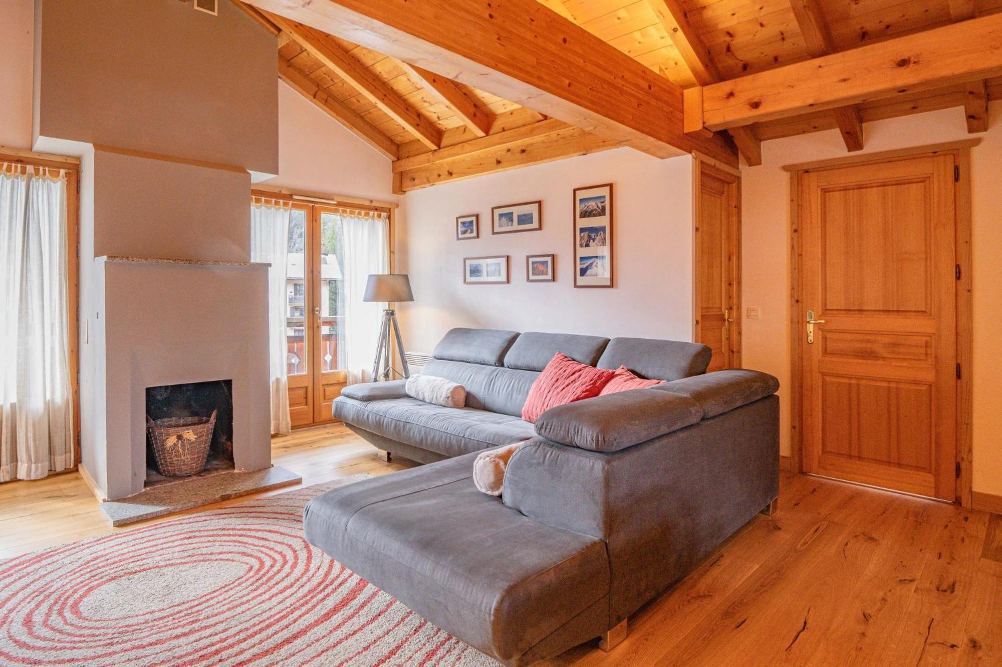 Apartment Capucin - A 3 Bedroom Chamonix Mountain Loft Εξωτερικό φωτογραφία