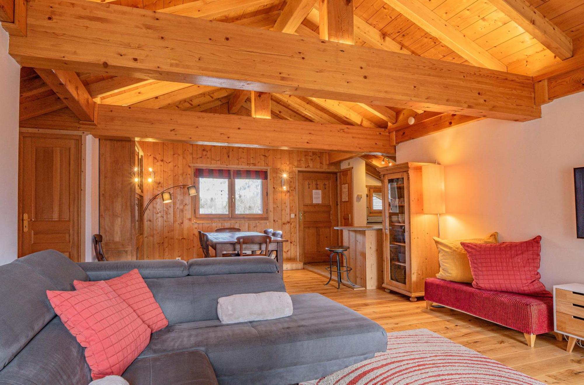 Apartment Capucin - A 3 Bedroom Chamonix Mountain Loft Εξωτερικό φωτογραφία