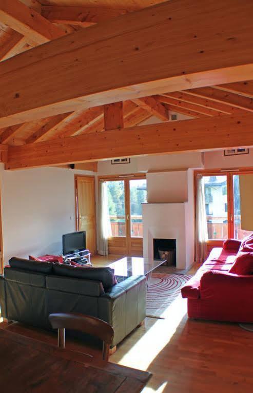 Apartment Capucin - A 3 Bedroom Chamonix Mountain Loft Εξωτερικό φωτογραφία